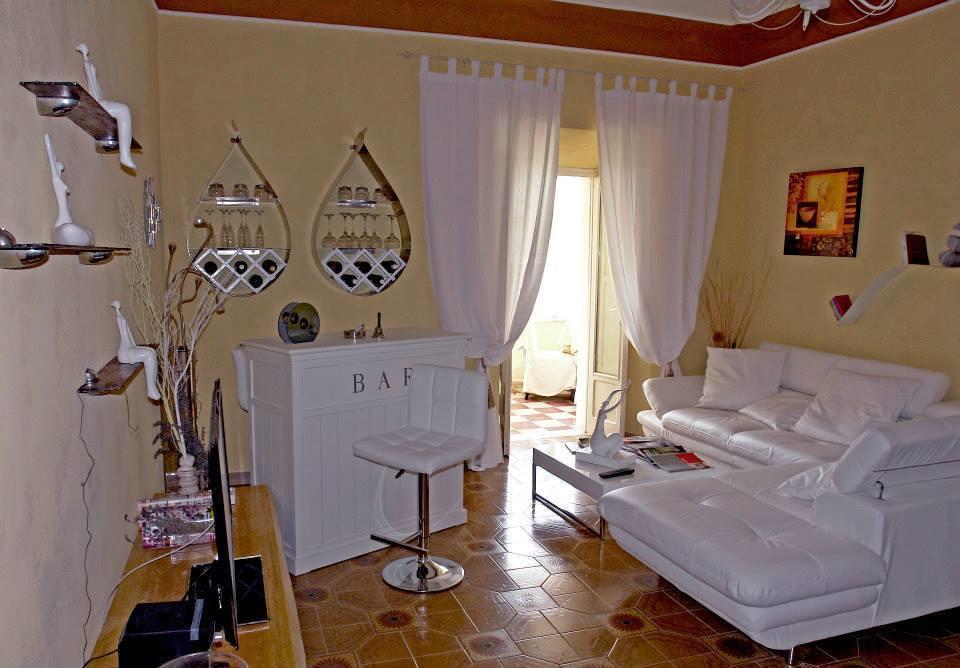 La Loggia Di Federico Hotell Navelli Exteriör bild