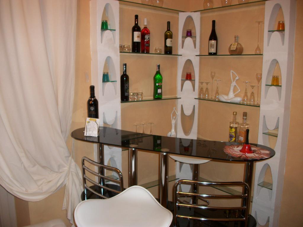 La Loggia Di Federico Hotell Navelli Exteriör bild
